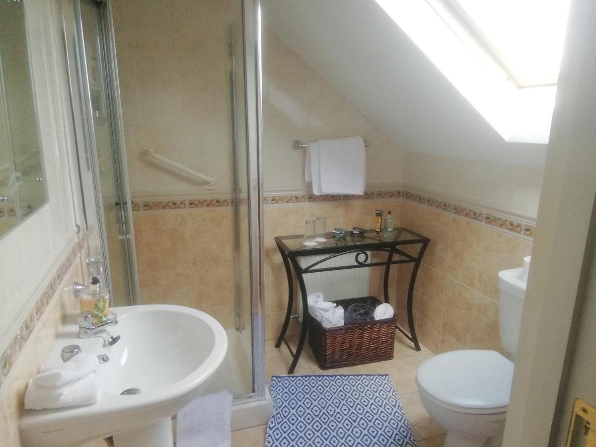 Fiuise B&B Dingle Bagian luar foto