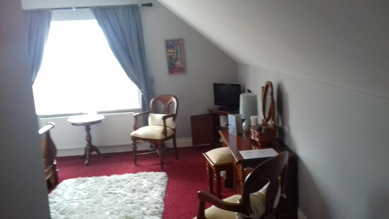 Fiuise B&B Dingle Bagian luar foto