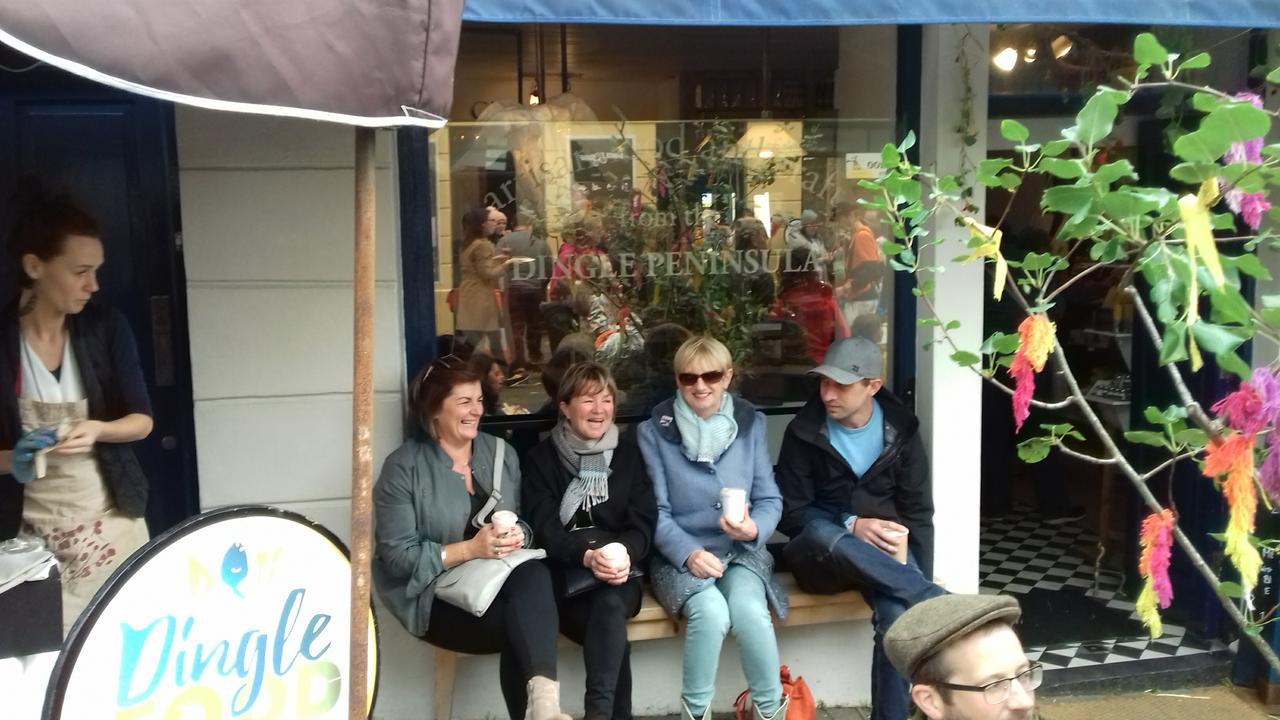 Fiuise B&B Dingle Bagian luar foto