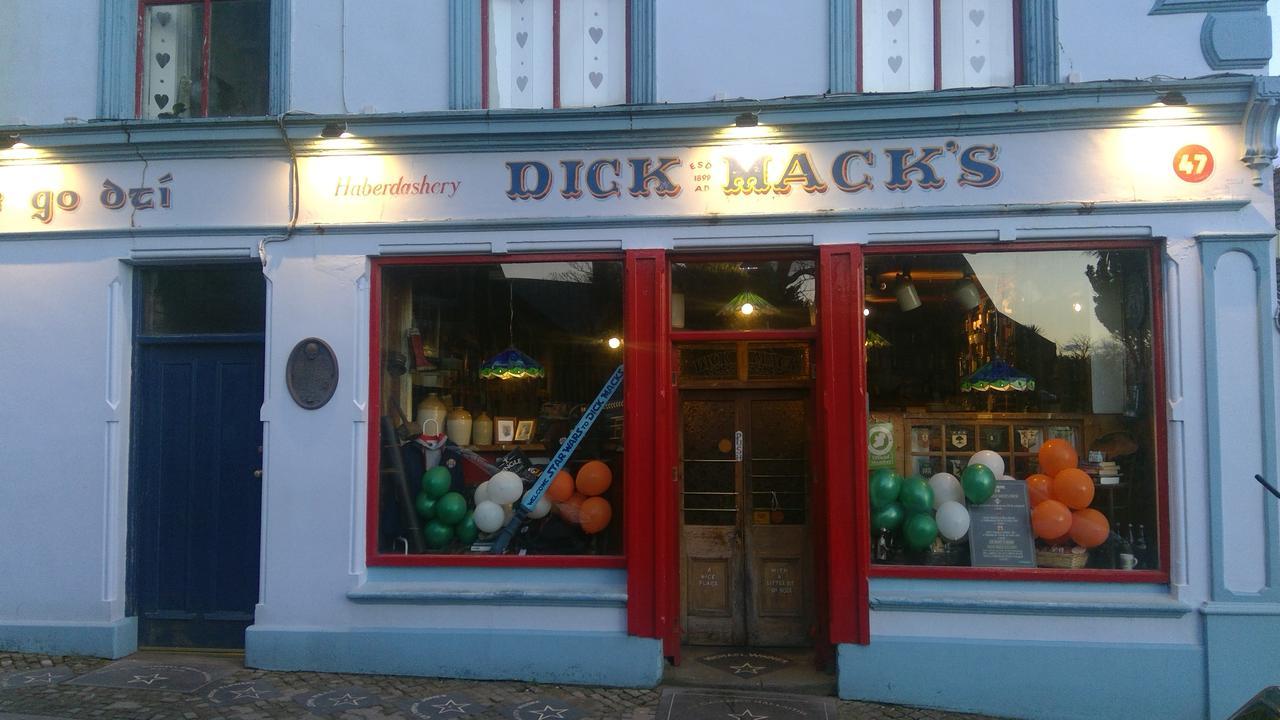 Fiuise B&B Dingle Bagian luar foto